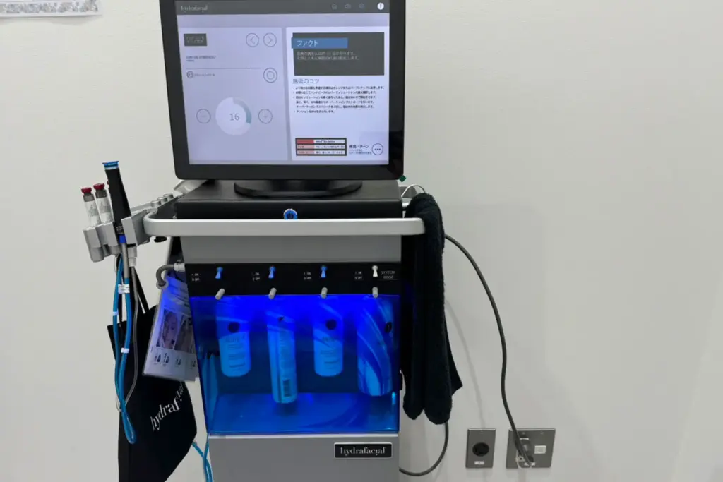 <ハイドラフェイシャル>毛穴・ニキビ・肌のトーン改善に