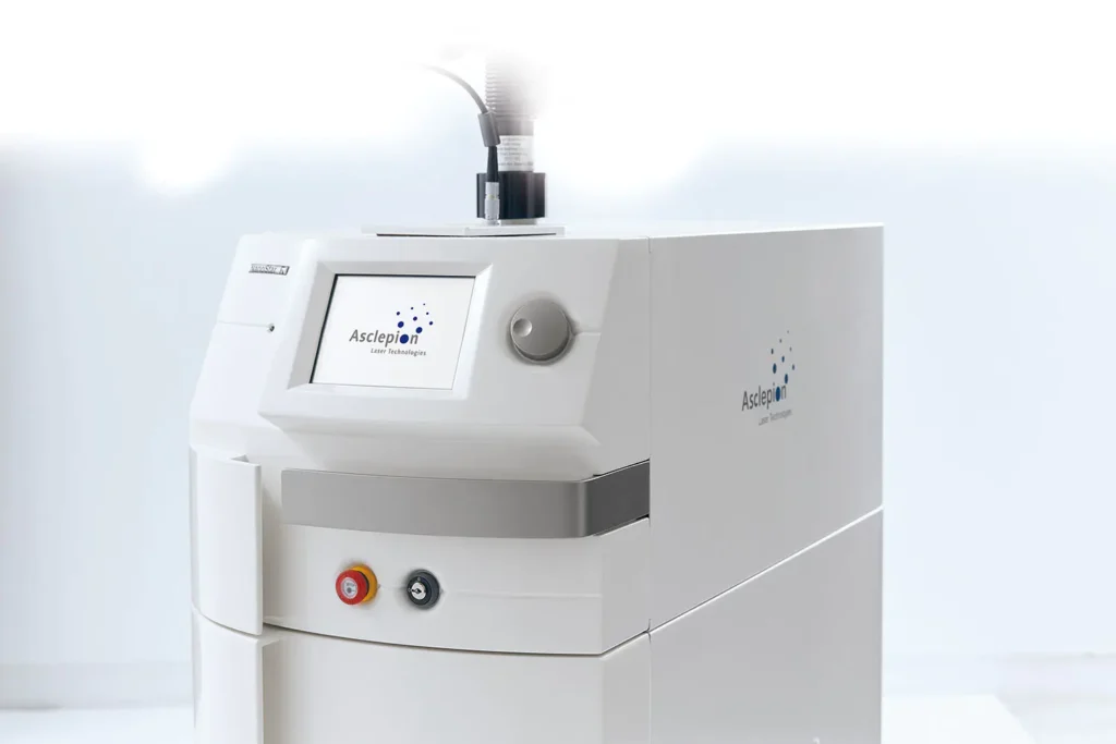 Qスイッチルビーレーザー本体の写真