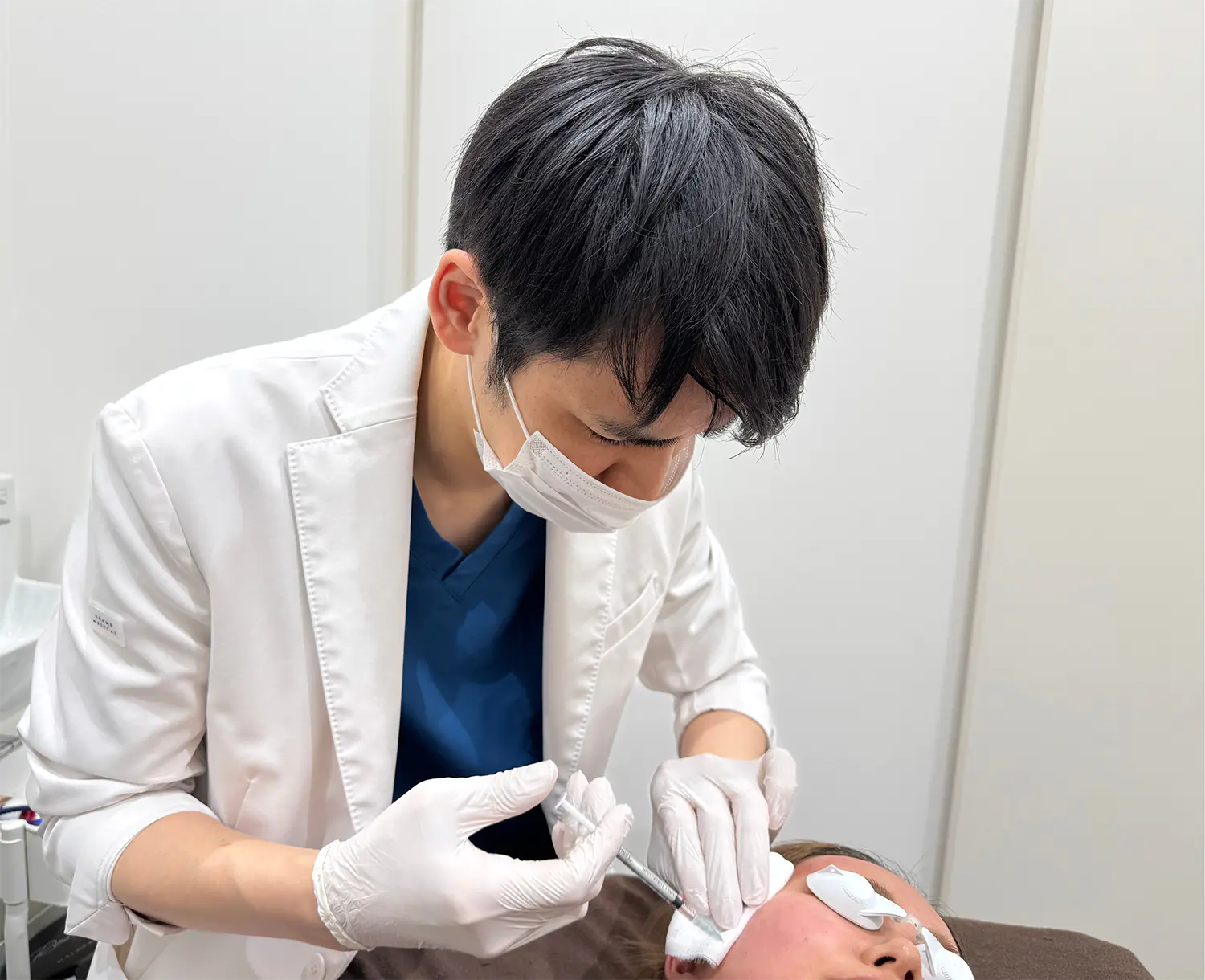 ピンクグロー注射 施術の様子